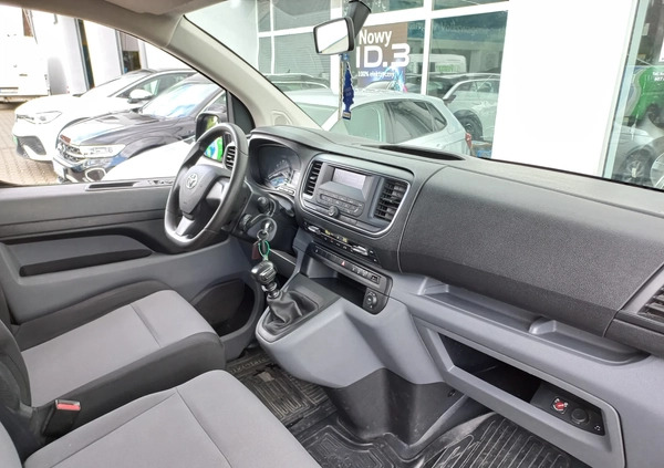 Toyota ProAce cena 99900 przebieg: 181000, rok produkcji 2018 z Strumień małe 154